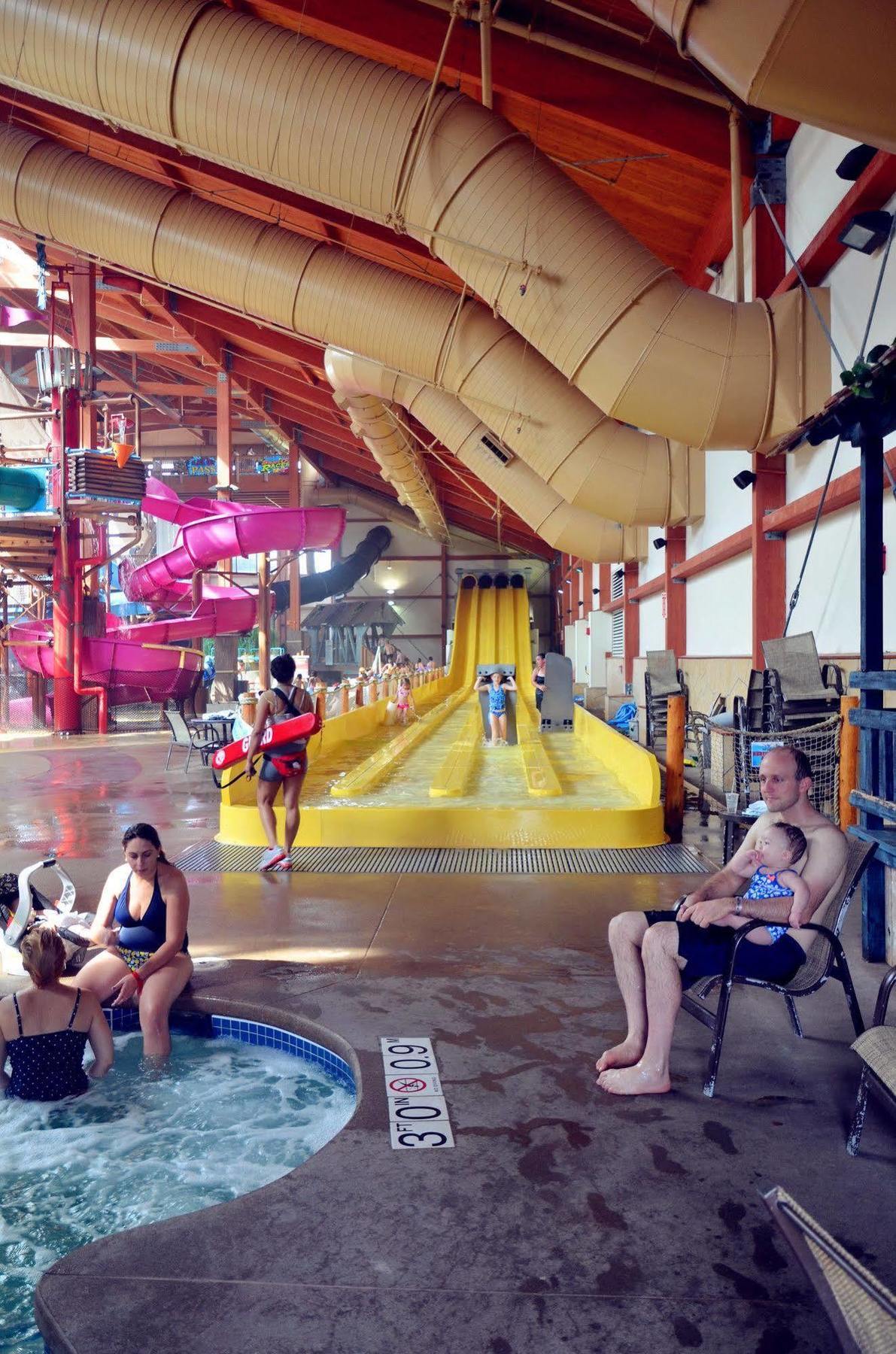 Fort Rapids Indoor Waterpark Resort 哥伦布 外观 照片
